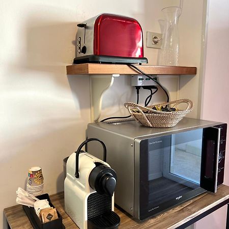 Eufonia Vinyl Friendly Apartment Рим Екстериор снимка