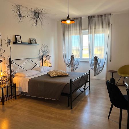 Eufonia Vinyl Friendly Apartment Рим Екстериор снимка