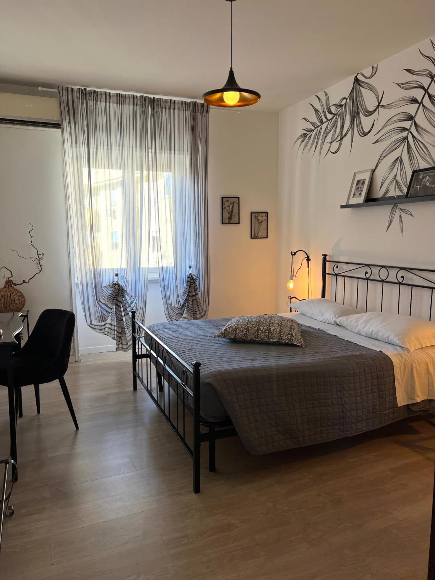 Eufonia Vinyl Friendly Apartment Рим Екстериор снимка